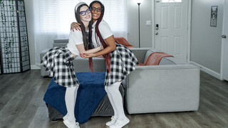 Addis Loves Fiona - страстные шлюхи в HD BIGWHORE.COM
