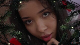 Gangbang Christmas with Lia Lin and 6 Dudes - страстные шлюхи в HD BIGWHORE.COM