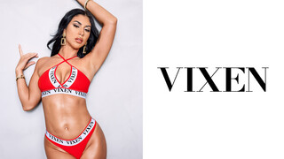 Queenie Sateen's Oiled Up Pussy Licking Session - страстные шлюхи в HD BIGWHORE.COM