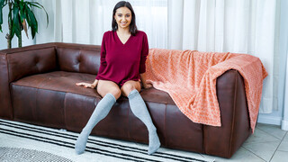 The Hailey Show - страстные шлюхи в HD BIGWHORE.COM