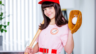 Let's Play Ball Now! - страстные шлюхи в HD BIGWHORE.COM