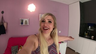 Blonde Babe Loves Vibrator Play - страстные шлюхи в HD BIGWHORE.COM