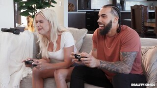 Interracial Gamer Sex - Kira Noir Takes Huge Cock - страстные шлюхи в HD BIGWHORE.COM