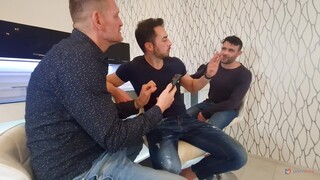 ATM: Vittoria's Ass-to-Mouth with 3 Dicks - страстные шлюхи в HD BIGWHORE.COM