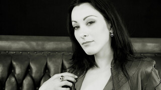 Sunday Sex Fest with January Seraph - страстные шлюхи в HD BIGWHORE.COM