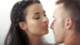 Curly Couple Fun: Anissa & Franck Get Intimate - страстные шлюхи в HD BIGWHORE.COM