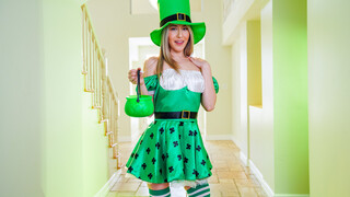 Sophia Shines Bright - новинки порно на BIGWHORE.COM