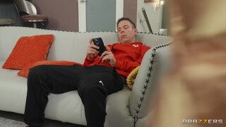 Hot Dates Get Screwed by My Dad! - страстные шлюхи в HD BIGWHORE.COM
