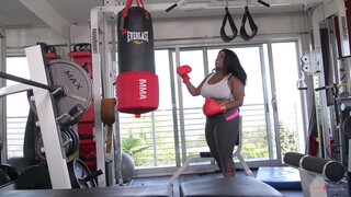 Interracial Gym Sex: Black Girl with Big Tits Fucked - новинки порно на BIGWHORE.COM