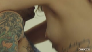 Kiss Me, Then Fuck Me - страстные шлюхи в HD BIGWHORE.COM