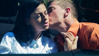 Czech Couple Enjoys Shaved Pussy and Cumshot - новинки порно на BIGWHORE.COM